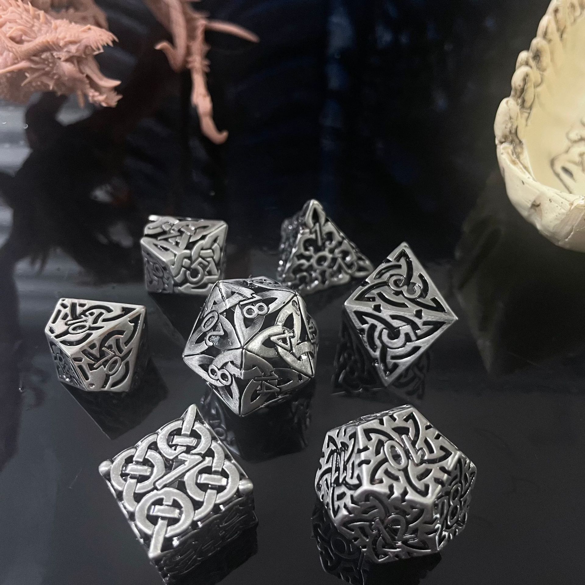 7 pz Cosplay D4-D20 DND ottone - Dice Set Polyhedral recensione e prezzo