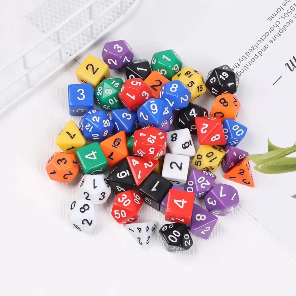 140/105/70 pezzi set di dadi D - Board Game Digital recensione e prezzo
